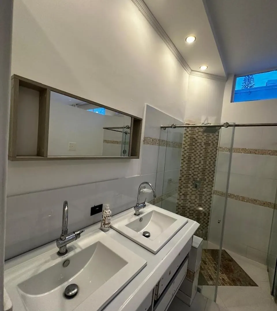 קאלי Apartahotel Cristales מלון דירות